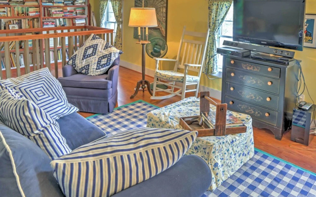photo 5 of Dainty New Preston Cottage w/ Dock & Lake Views!