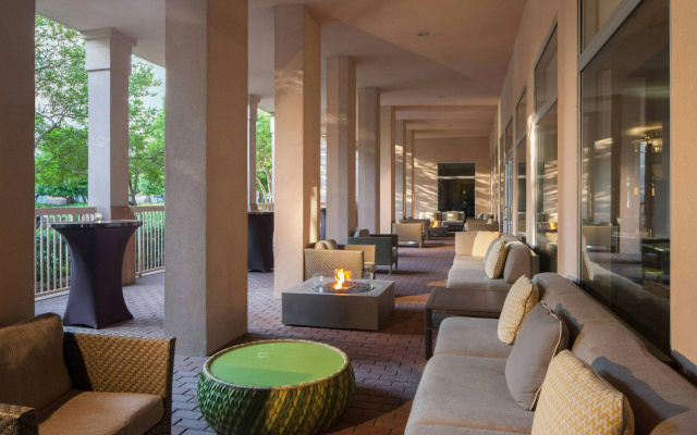 photo 2 of Dallas Marriott Suites Medical/Market Center