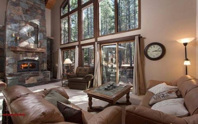 photo 2 of Davos Spa Retreat
