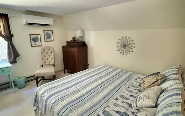 photo 5 of Daybreak Limit 8 3 Bedroom Villa by RedAwning
