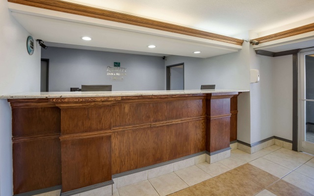 photo 4 of Quality Inn & Suites Clayton, NM