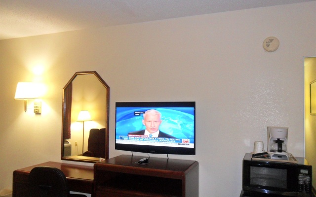 photo 3 of Luxury Inn and Suites