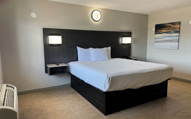 photo 2 of Days Inn