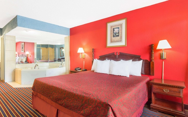 photo 4 of Days Inn by Wyndham Albany