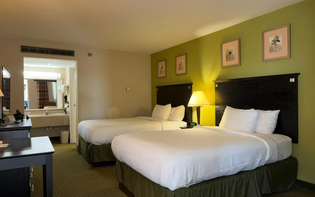 photo 3 of Quality Inn & Suites Moline - Quad Cities