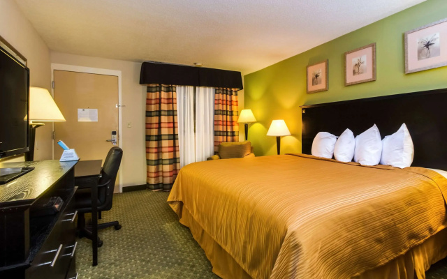 photo 5 of Quality Inn & Suites Moline - Quad Cities