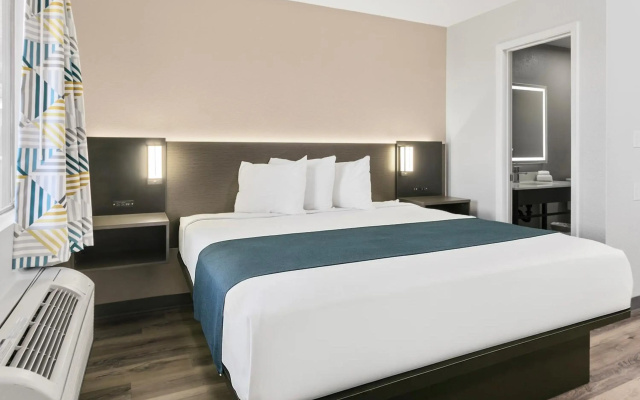photo 4 of Motel 6 Tempe, AZ – Elliot Road