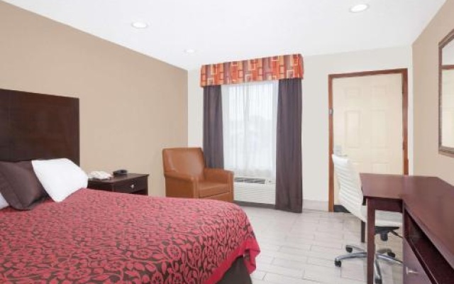 photo 4 of Days Inn Arcadia