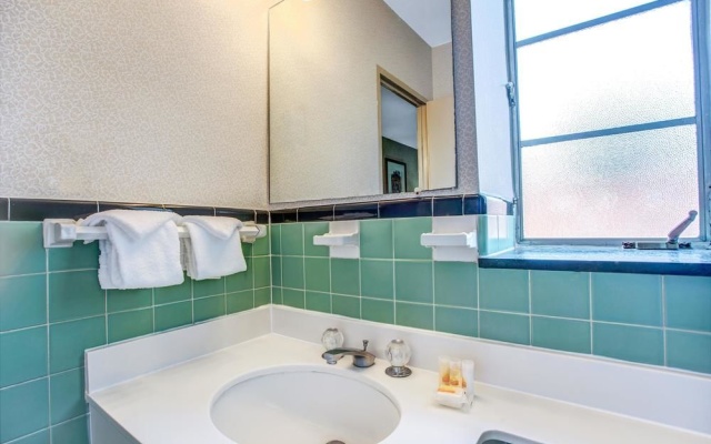 photo 5 of Days Inn Arlington/Washington Dc