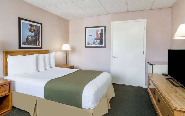 photo 3 of Days Inn Bedford