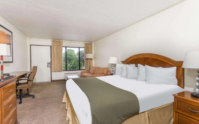 photo 5 of Days Inn by Wyndham Bedford