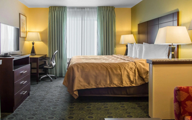 photo 4 of Quality Inn & Suites Bloomington I-55 and I-74
