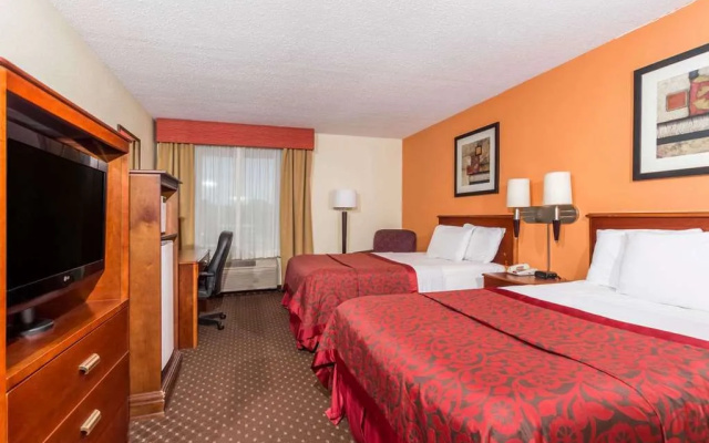photo 5 of Days Inn Bloomington Normal
