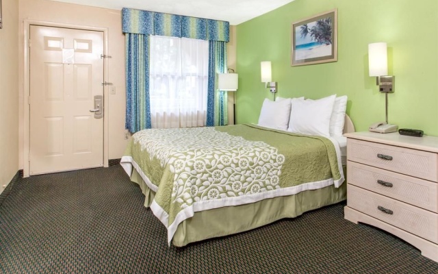 photo 5 of Days Inn Bradenton I-75