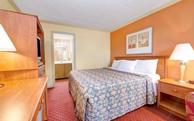 photo 4 of Motel 6 Dayton, OH