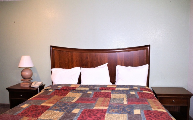 photo 4 of Airport Inn Chattanooga