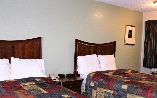 photo 5 of Airport Inn Chattanooga