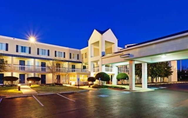 photo 2 of Days Inn Chattanooga/Hamilton Place