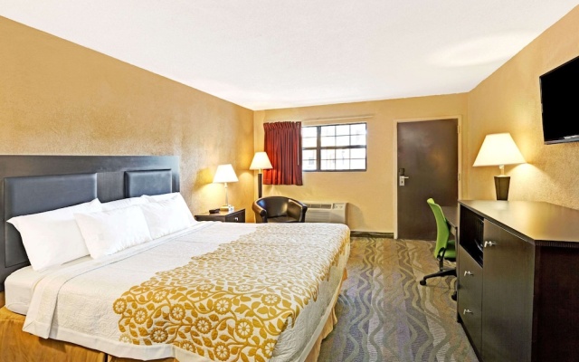 photo 5 of Days Inn Cherokee/Smokey Mountains