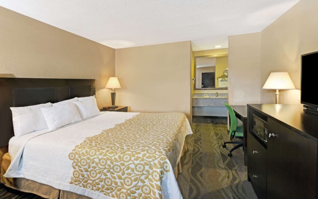 photo 5 of Days Inn by Wyndham Cherokee Near Casino