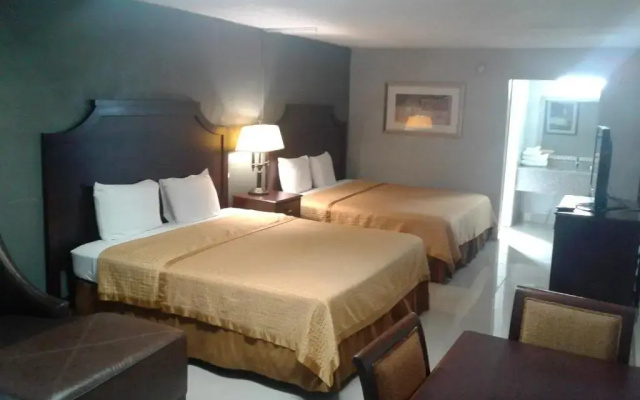 photo 3 of Days Inn Clearwater Hotel
