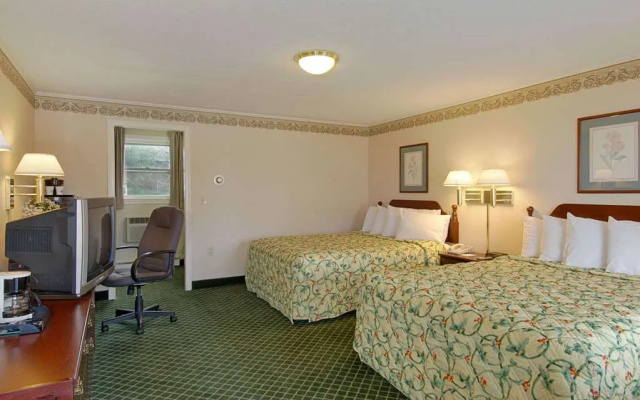 photo 3 of Days Inn Concord