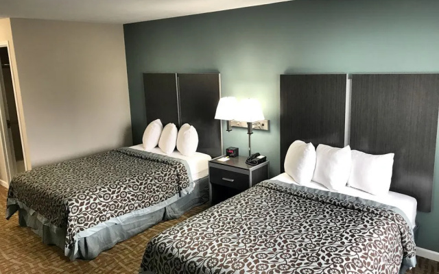 photo 3 of BridgePointe Inn & Suites