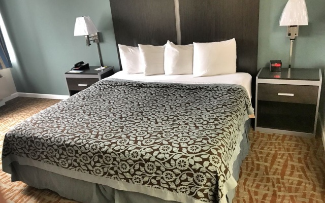 photo 5 of BridgePointe Inn & Suites
