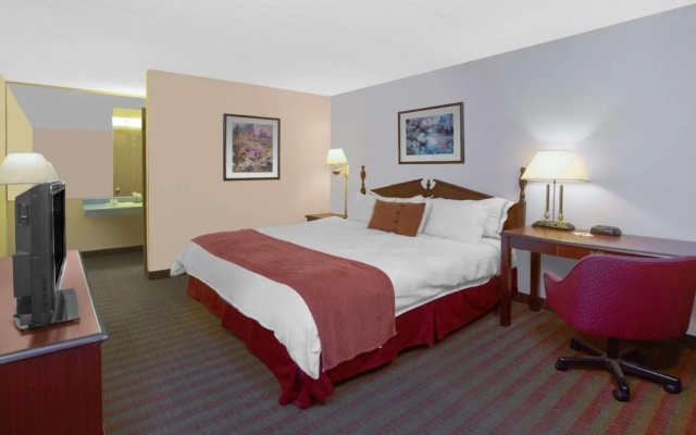 photo 4 of I-80 Inn & Suites
