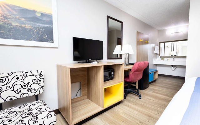 photo 4 of Days Inn by Wyndham Dayton Huber Heights Northeast