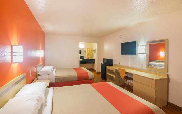photo 4 of Motel 6 - Dayton, OH