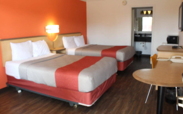 photo 5 of Motel 6 - Dayton, OH