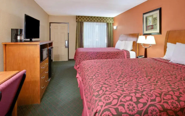 photo 4 of Days Inn By Wyndham Fairfield