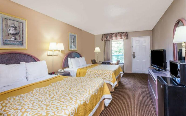 photo 3 of Days Inn Franklin Nashville