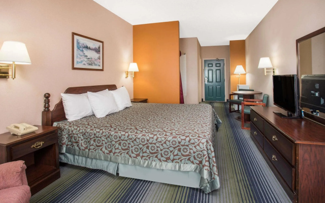 photo 3 of Days Inn by Wyndham Harrison