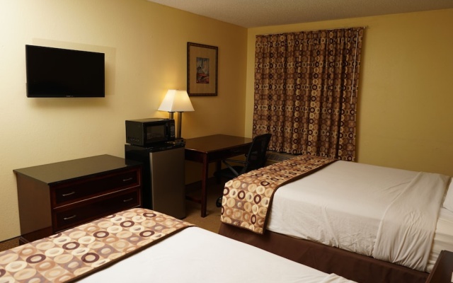 photo 3 of Halsted Inn And Suites Harvey - Chicago Southland