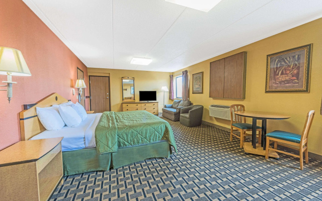photo 5 of Quality Inn & Suites Louisville East