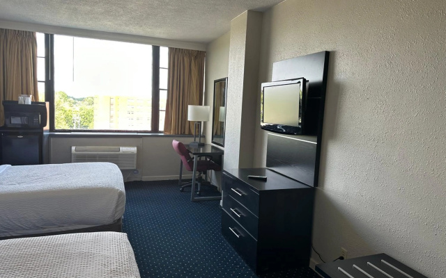 photo 3 of Clarion Hotel Lebanon-Hershey East