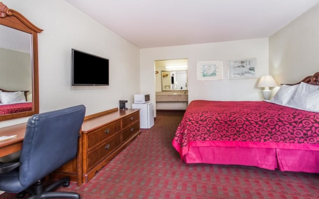 photo 4 of Days Inn by Wyndham Melbourne