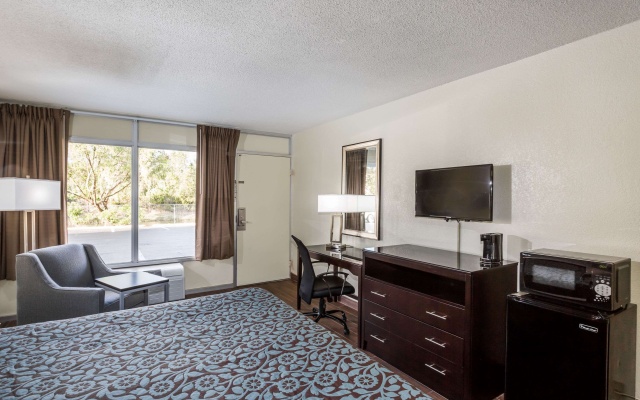 photo 5 of Days Inn by Wyndham Melbourne