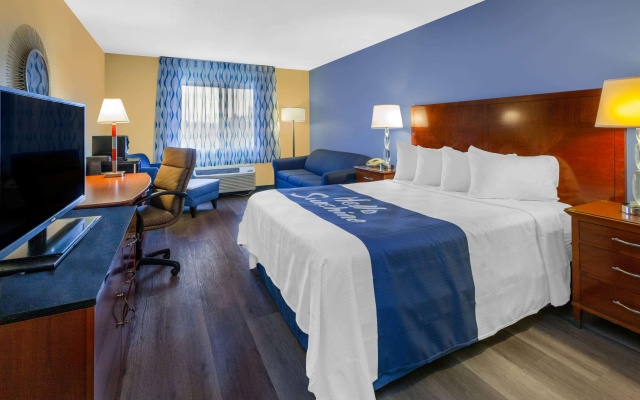 photo 5 of Days Inn by Wyndham Milan Sandusky South