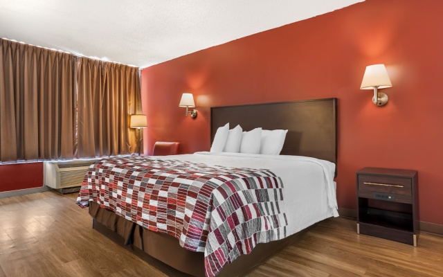 photo 4 of Red Roof Inn Montgomery - Midtown