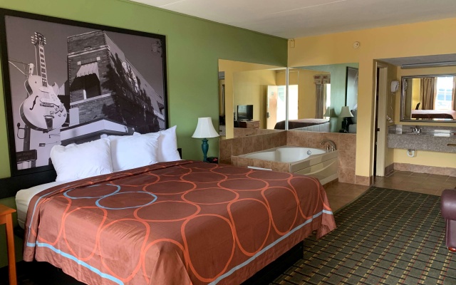 photo 3 of Super 8 by Wyndham Nashville Near Downtown / I-40