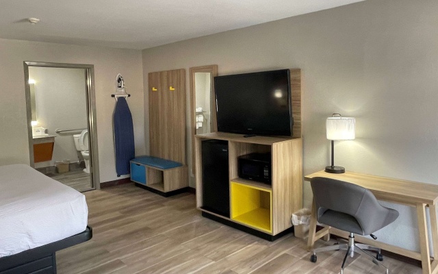 photo 5 of Days Inn by Wyndham New Braunfels