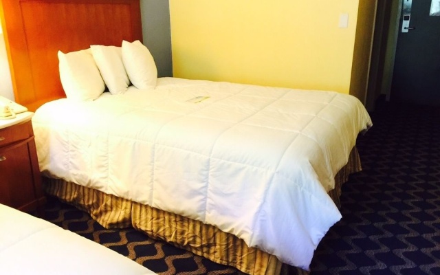 photo 5 of Days Inn Niantic Near Casinos