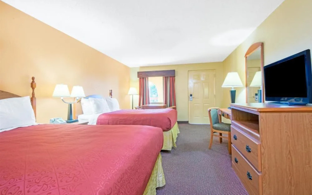 photo 5 of Days Inn Opelika