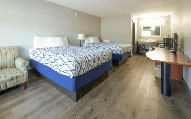 photo 5 of Rodeway Inn Panama City