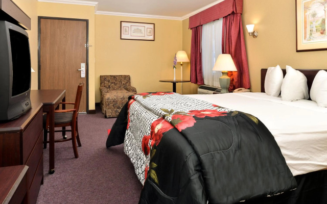 photo 3 of Americas Best Value Inn Pasadena Arcadia