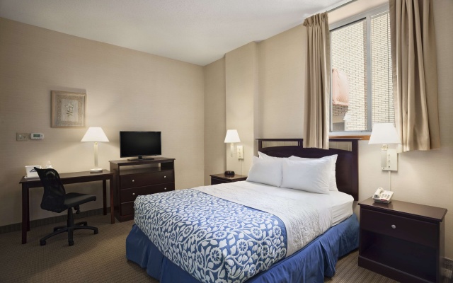 photo 4 of Days Inn by Wyndham Philadelphia Convention Center