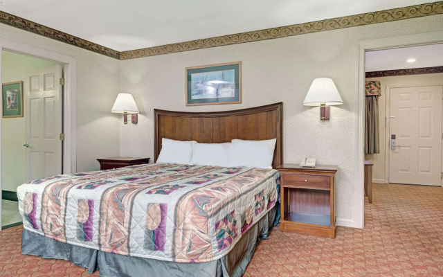 photo 4 of Days Inn by Wyndham Ridgefield